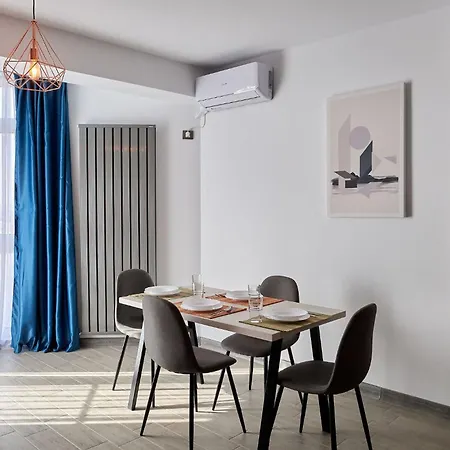 Apartment Mamaia By Alz