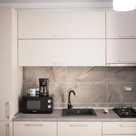 Mamaia By Alz * Năvodari