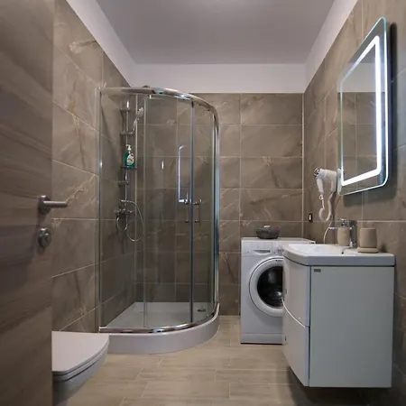 Mamaia By Alz * Năvodari