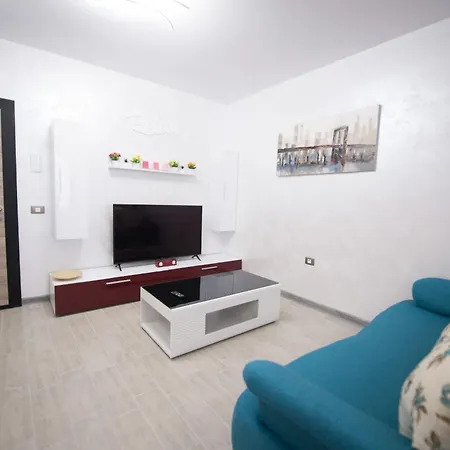 Mamaia By Alz Năvodari