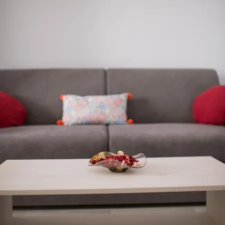 Mamaia By Alz Năvodari