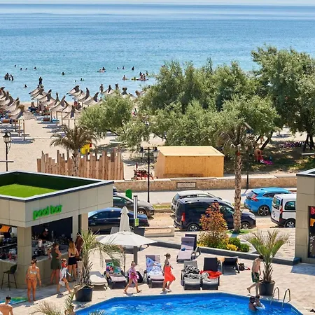 Apartment Mamaia By Alz Navodari